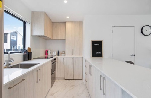 Trentham Casa | Scenic Views from our 2-BR Trentham Hideaway