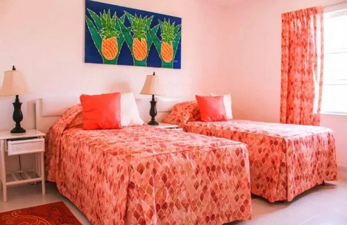 West Coast Apartamento | Scenic Beach View Studio Room 2 TwinBeds 1 Sofa AC TV-MA