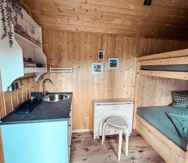 Ulmen Casa | Schäferwagen Grünspecht
