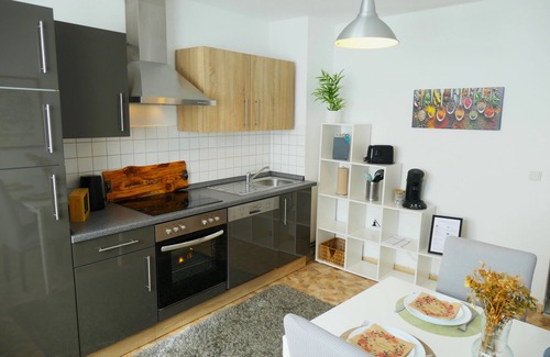 Osnabrueck Apartamento | Schölerberg Apartment mit Tiefgaragenparkplatz und Kingsize-bett