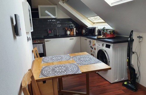 Siegen Apartamento | Schöne 2 Zimmerwohnung mit Kostenlosem Parkplatz