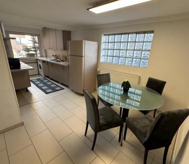 Bottrop Apartamento | Schöne Apartments im Zentrum von Bottrop BM01 und BM02