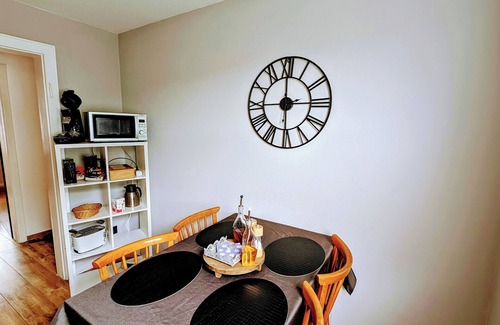Idar-Oberstein Apartamento | Schöne Ferienwohnung in Idar-oberstein mit Parkplatz - Wlan - Netflix