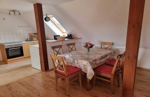 Blowatz Apartamento | Schöne Ferienwohnung mit Garten en Robertsdorf
