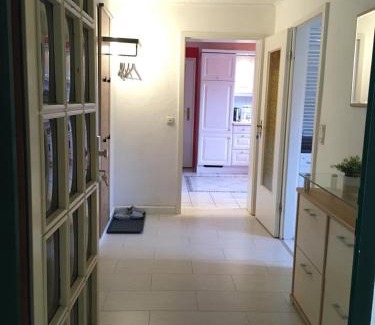 Nordliche Muhlenvorstadt Apartamento | Schöne Große Wohnung, Terrasse, Kamin, Parkplatz, 2 Schlafzimmer