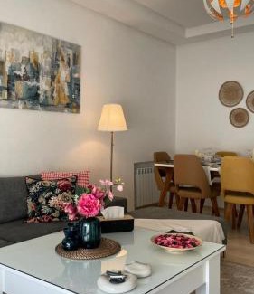 Ain Zaghouan Apartamento | Schöne, ruhige neuwertige 127qm Ferienwohnung