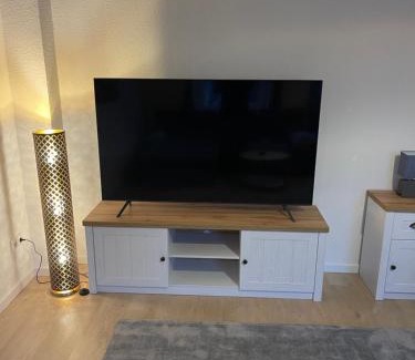 Ostorf Apartamento | Schöne Wohnung am Schlossgarten