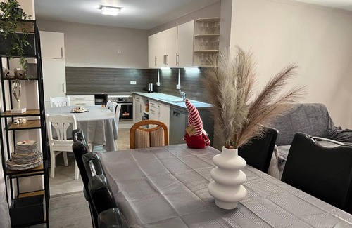 Juebek Apartamento | Schöne Wohnung mit dem Garten