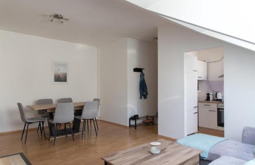 Innere Stadt Apartamento | Schöne Wohnung mit Parkplatz im Zentrum von Linz