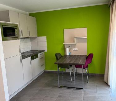 Leinfelden-Echterdingen Apartamento | Schönes Apartment 310 direkt am Flughafen-Messe und SI-Centrum Stuttgart