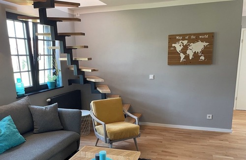 Binzwangen Apartamento | Schönes Appartement mit Zwei Stockwerken und Kostenfreien Parkplätzen