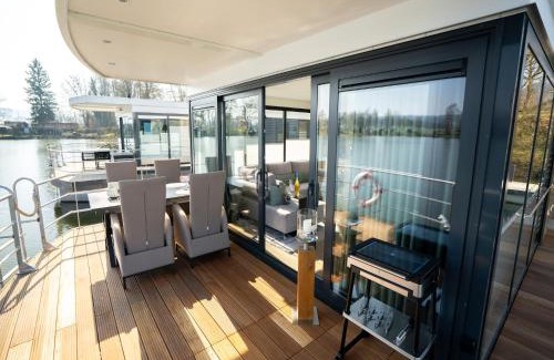 Godelheim Alquiler De Eote | Schönes Hausboot in Höxter