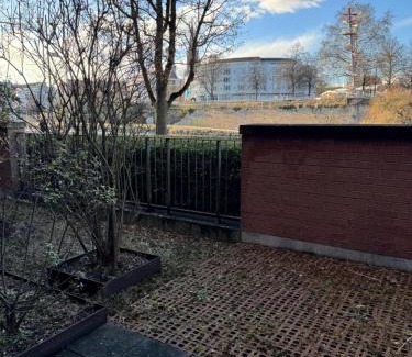 Neu-Ulm Apartamento | Schönste Donaulage mit Terrasse 2