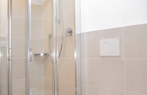 Schenna Cama Y Desayuno | Schenna Garni Eden Bed & Breakfast