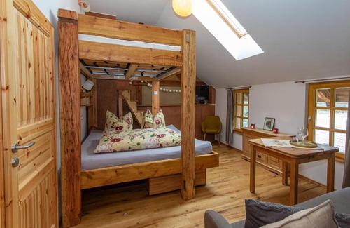 Burg-Dorf Cama Y Desayuno | Scheunenherberge Schäfchenzählerei