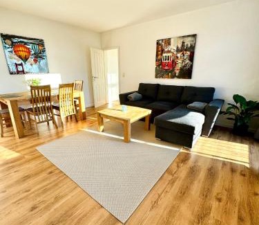 Schwerin Apartamento | Schicke Wohnung im grünen Hinterhof