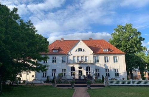 Badow Casa | Schloss Badow Comfortable holiday residence