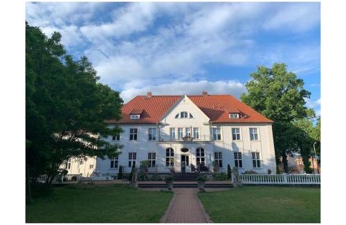 Badow Casa | Schloss Badow Comfortable holiday residence