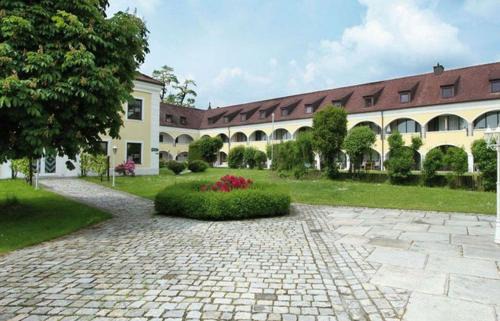 Kirchham Apartamento | Schloss Kirchham Appartement - & Wellnessanlage