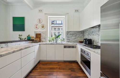 Randwick Casa | Schneiderhaus Bold and Bright by Centennial Park