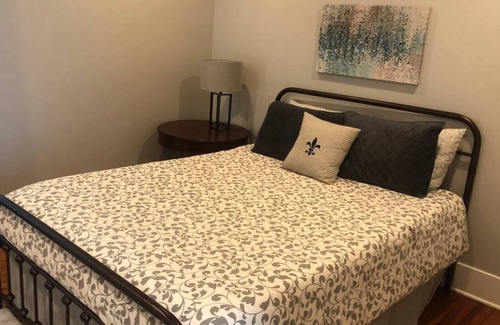 Schnitzelburg Casa | Schnitzelburg 3 Bedroom - Walk to bars, food!