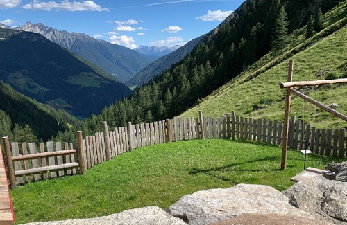 Valle Aurina Casa | Schöllbergalm in the Rotbachtal on the Schwarzenstein | Ahrntal | South Tyrol