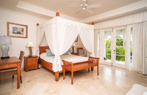 Schooner Bay Apartamento | Schooner Bay 112 by Blue Sky Luxury