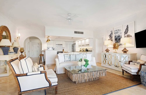 Schooner Bay Condominio | Schooner Bay 305 in St Peter by Personal Villas - Breathtaking Haven