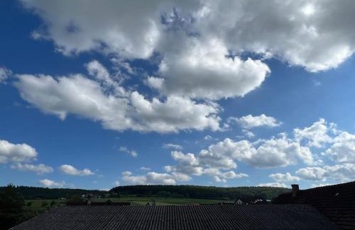Simmozheim Apartamento | Schwarzwald-Luft 3,5 Zimmer 90qm mit Doppelgarage