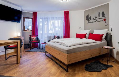 Titisee-Neustadt Apartamento | Schwarzwaldmarie in Titisee mit Badewanne Sonnenbalkon TG-Stellplatz Küche
