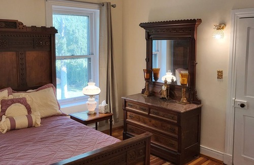 Frederick Otro | Scientist's Suite in the Manor House!