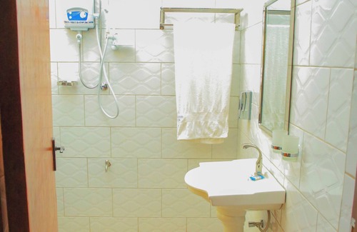 Jinja Hotel | Scindia Suites