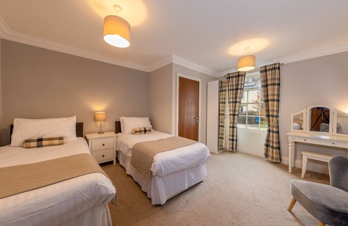 Wing Casa | Scotch Arms Mews