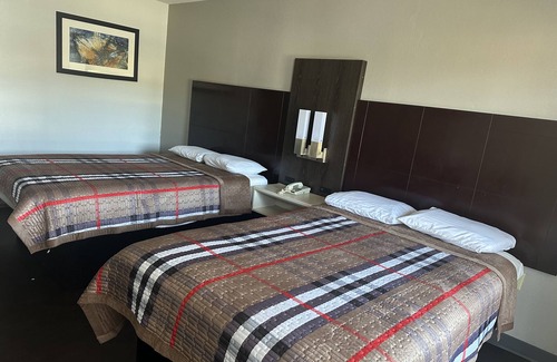 Augusta Hotel | Scottish inn