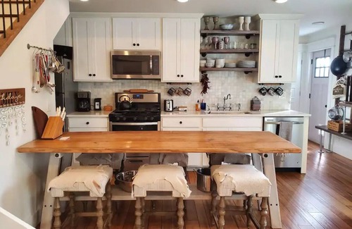 Caroline Apartamento | Scottland Yard Farm -Queen's Quarters
