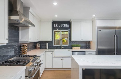Cox Heights Casa | Modern Remodel Near Old Town, Game Room, New Heated Pool and Spa