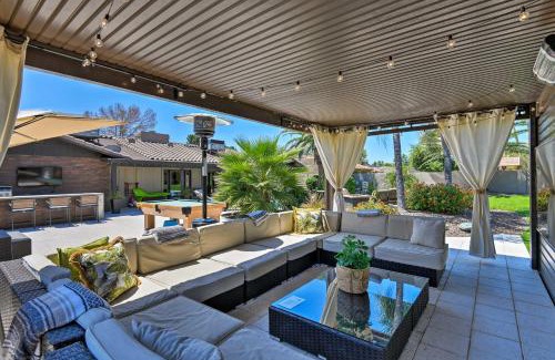 Buenavante Casa | Scottsdale Oasis with Outdoor Bar and Pool!