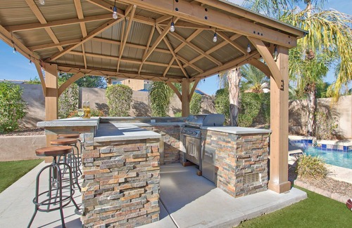 Paradise Valley Village Casa | Scottsdale - Phoenix 5 Bedroom Premium Home: Minutes to Shopping & Kierland!