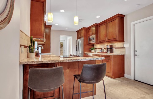 Scottsdale Country Acres Casa | Scottsdale Playhouse | Pool & Mini Golf in OldTown