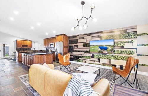 Scottsdale Vista Casa | Scottsdale Private Heated Pool Golf by HomeSlice