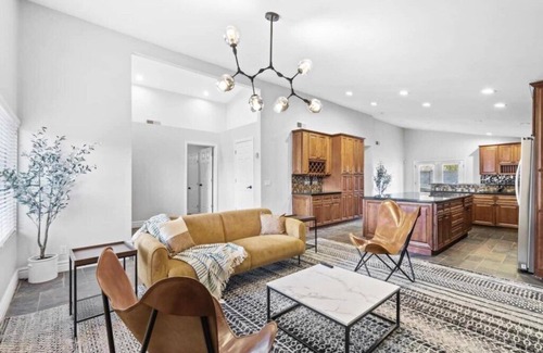 Scottsdale Vista Casa | Scottsdale Private Heated Pool Golf by HomeSlice