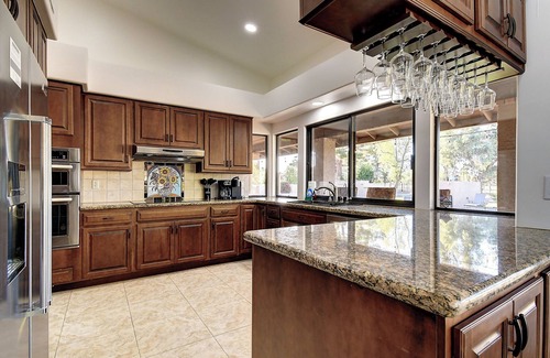 Paradise Valley Village Villa | NEW ScottsdaleStays 6BR Golf Estate – Pool, Slide, Cabana, Pickleball & More!