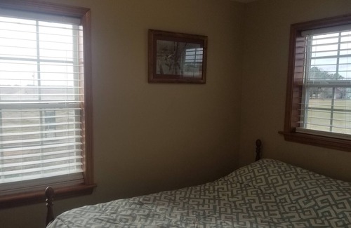 Hobucken Cabaña | Scranton Cottage Bungalow