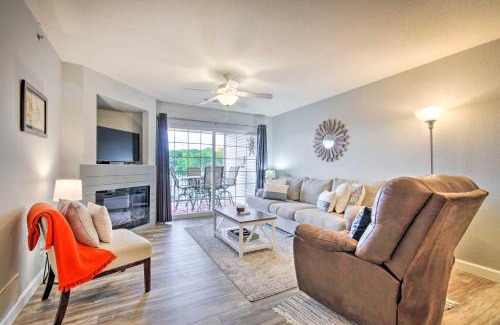 Lake Ozark Apartamento | Screened Balcony with Views Sleek Lake Ozark Gem!