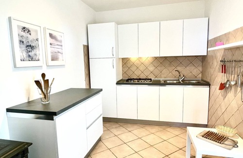 Capoliveri Villa | En una posición única y tranquila, frente al mar. 3 + 1 pax, mar 80 mt.