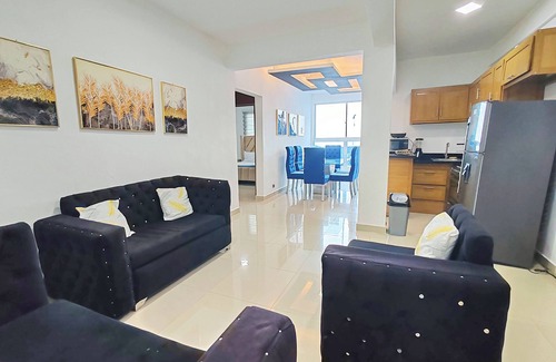 Ensanche Independencia Villa | SD 4BR Welcome Party Villa III + Bonus