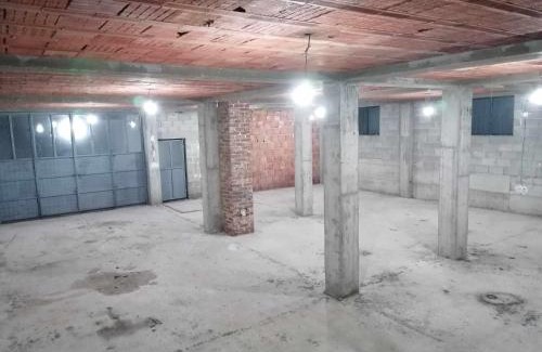 Kumanovo Casa | Se Izdava Magacinski Prostor