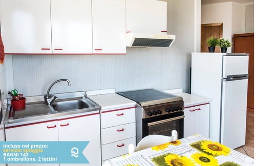 Senigallia Apartamento | SE001 - Senigallia, one bedroom apartment on the sea with beach