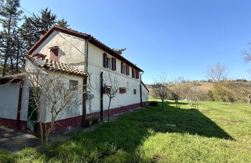 Bettolelle Apartamento | SE143 - Senigallia, farmhouse surrounded by green hills