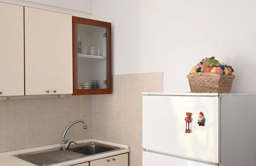 Senigallia Apartamento | SE157 – Senigallia, comfortable three-room apartment with porch